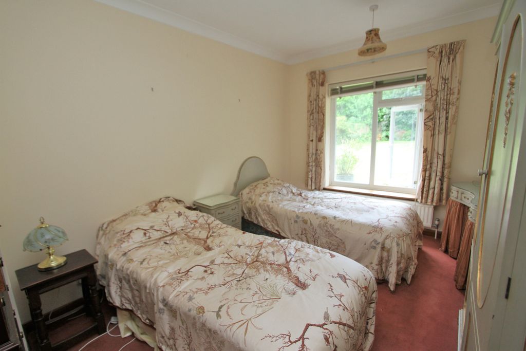 Additional image 11 of 4 bed detached house for saleFairway Close, Eastbourne BN20