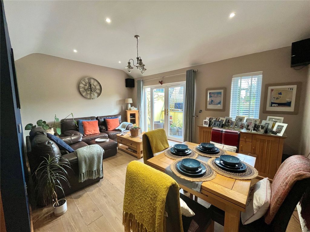 Property photo 2 of 20 Picture No. 07