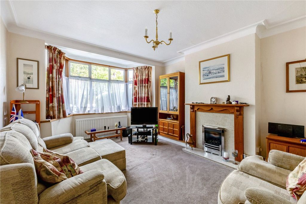 Property photo 2 of 16 Picture No. 03
