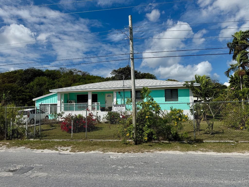Property photo 1 of 5
