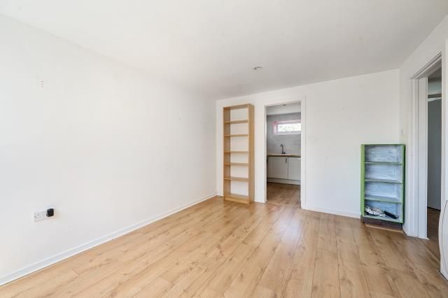 Property photo 3 of 10 Reception Room