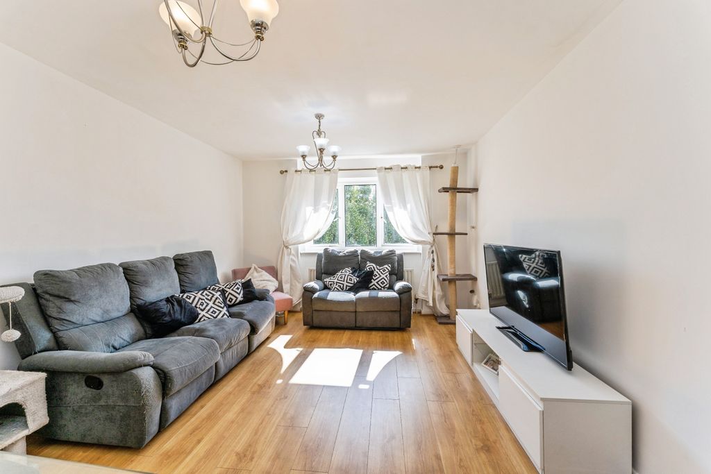Property photo 2 of 15 Reception Room