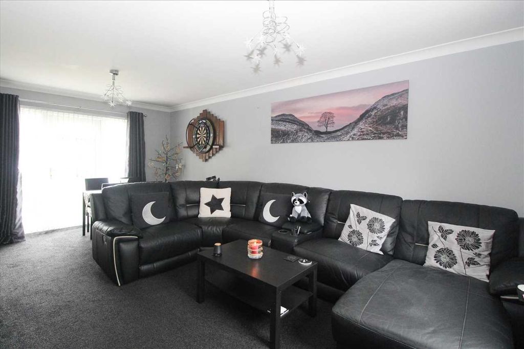 Property photo 3 of 10 Living Room / Dining Room