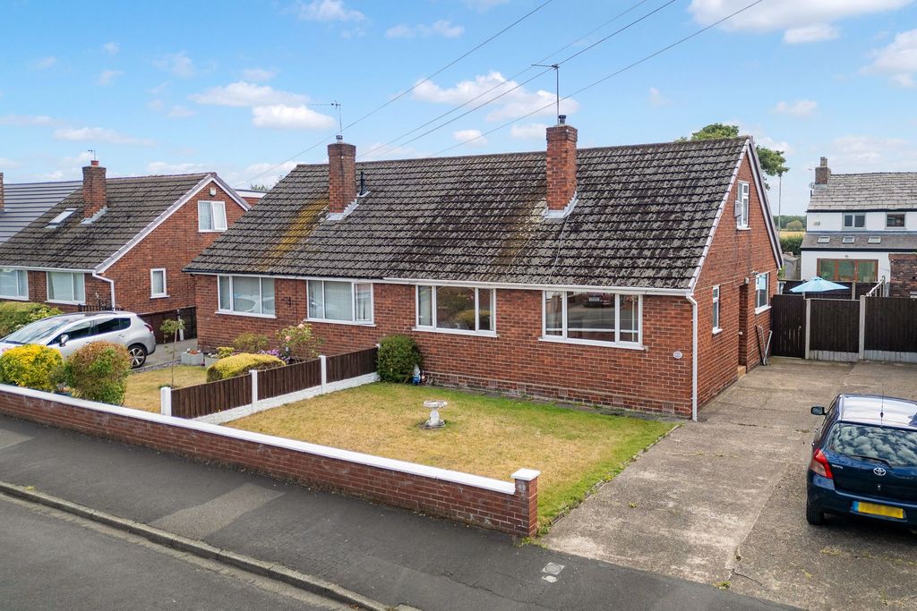 Property photo 1 of 25