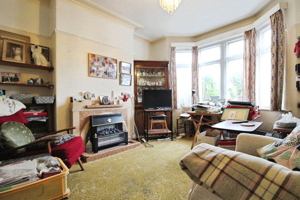 Property photo 3 of 15