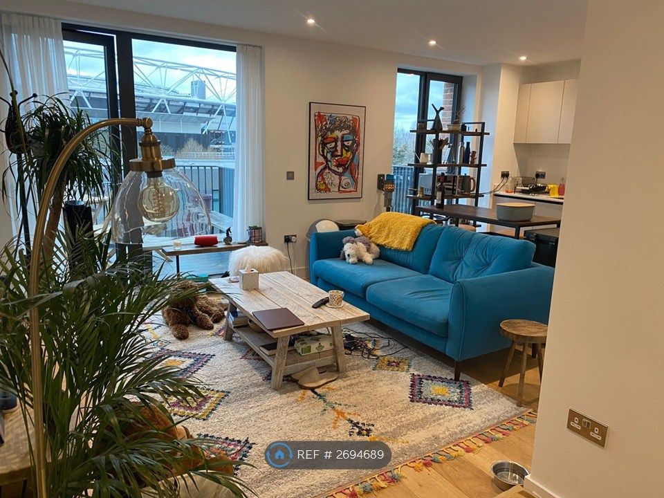 Property photo 2 of 23