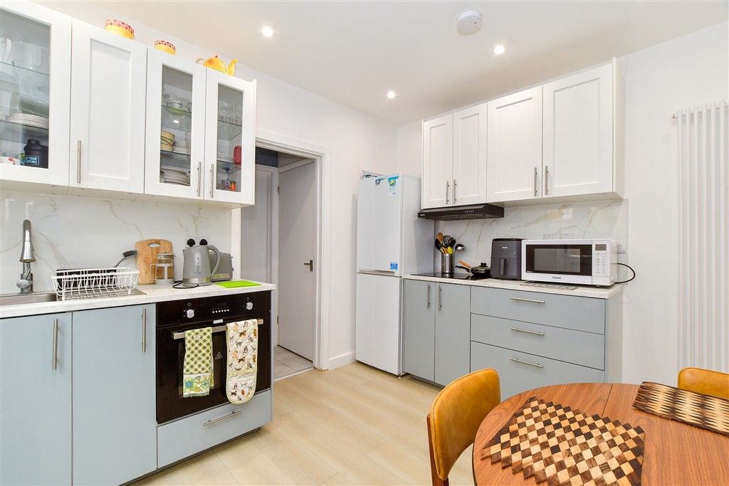 Property photo 2 of 8 Kitchen/Diner