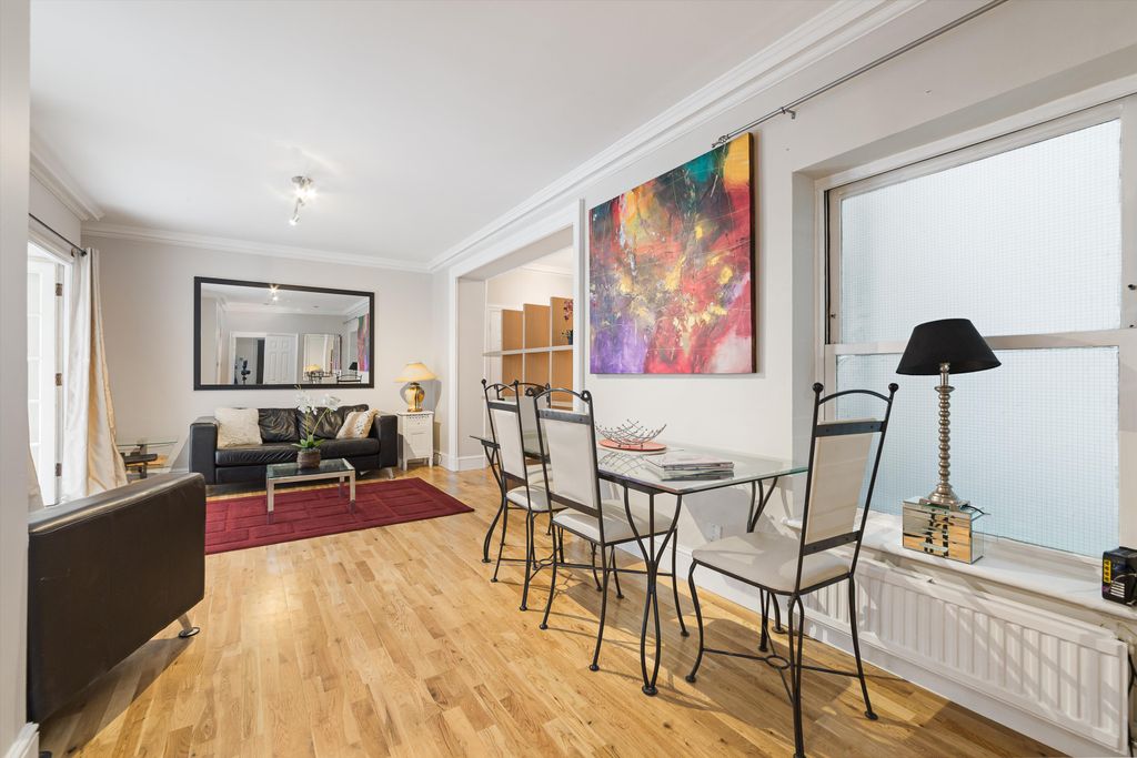 Property photo 2 of 10 Image