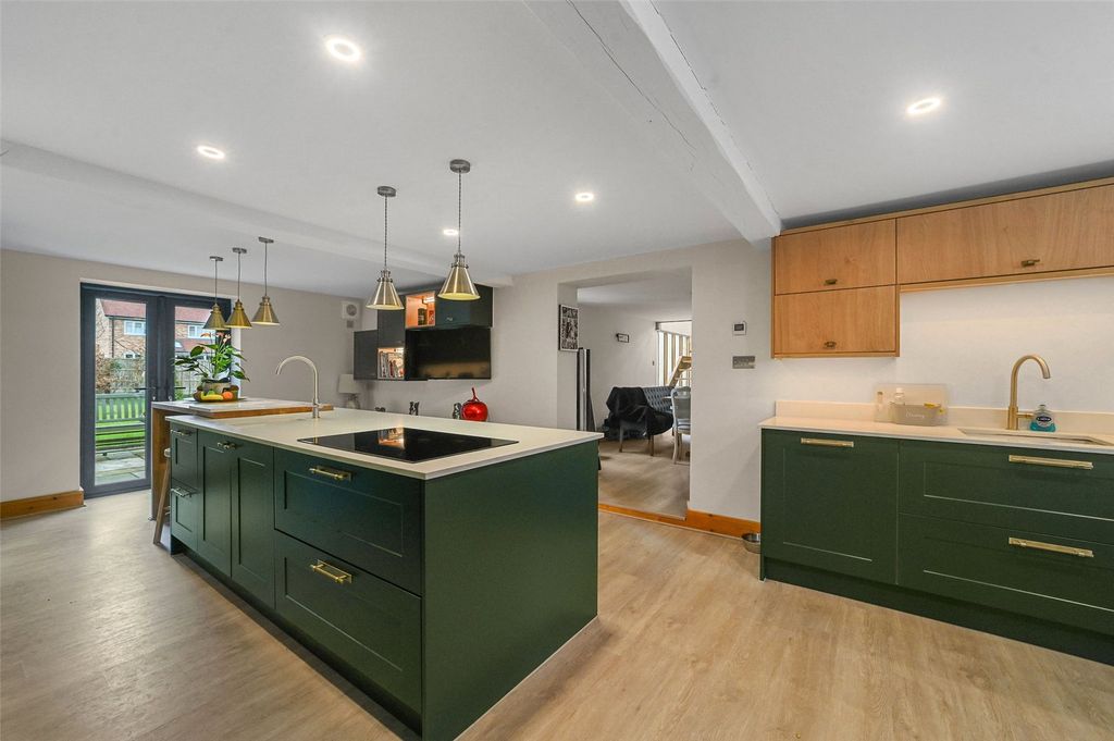 Property photo 3 of 43 Picture No. 58