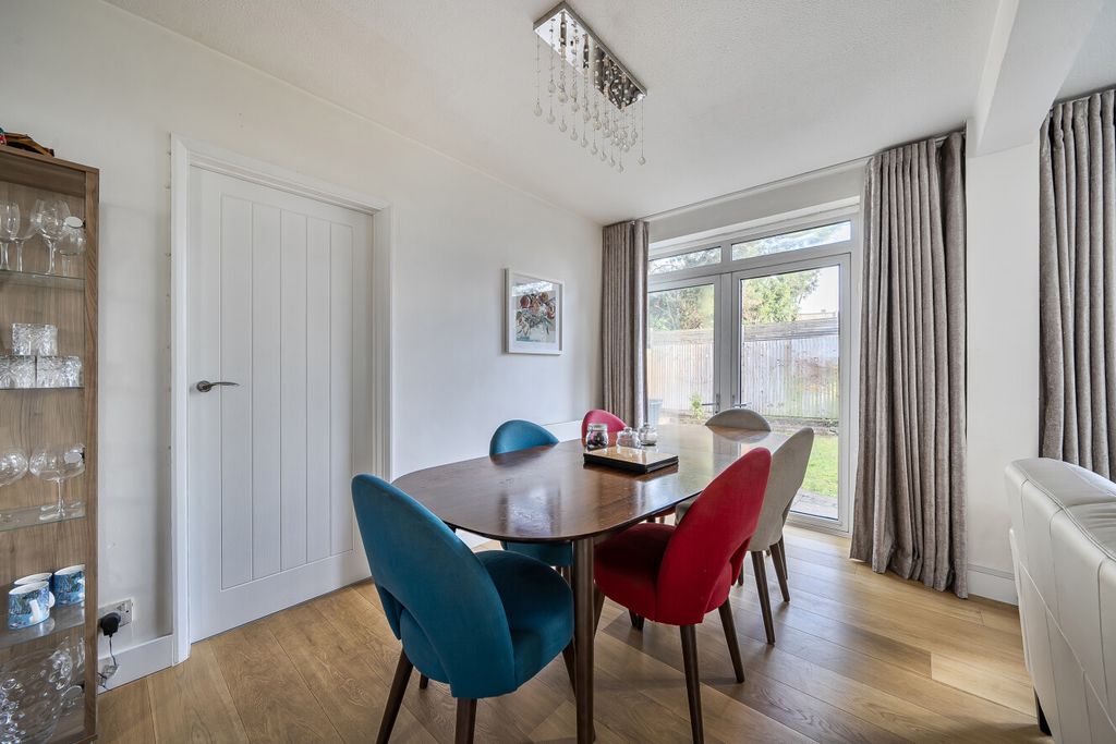 Property photo 2 of 18 1434802-15-69c55E...