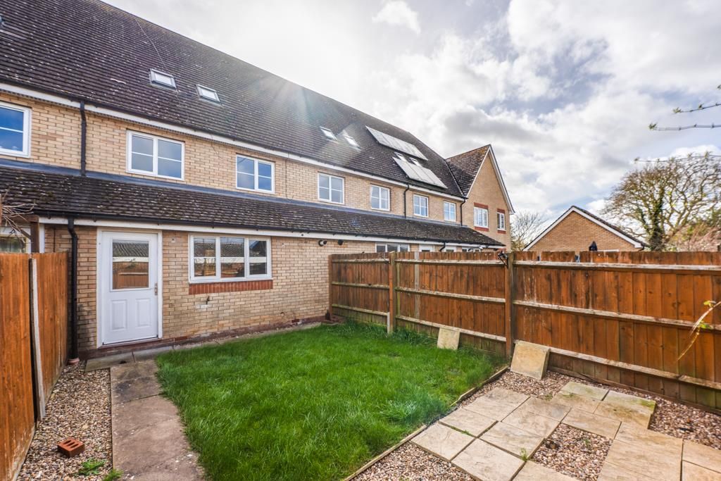 Property photo 2 of 26 26 Mansfield Way, Irchester-6.Jpg