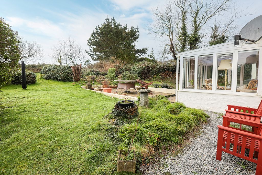 Property photo 2 of 19 Photo 1