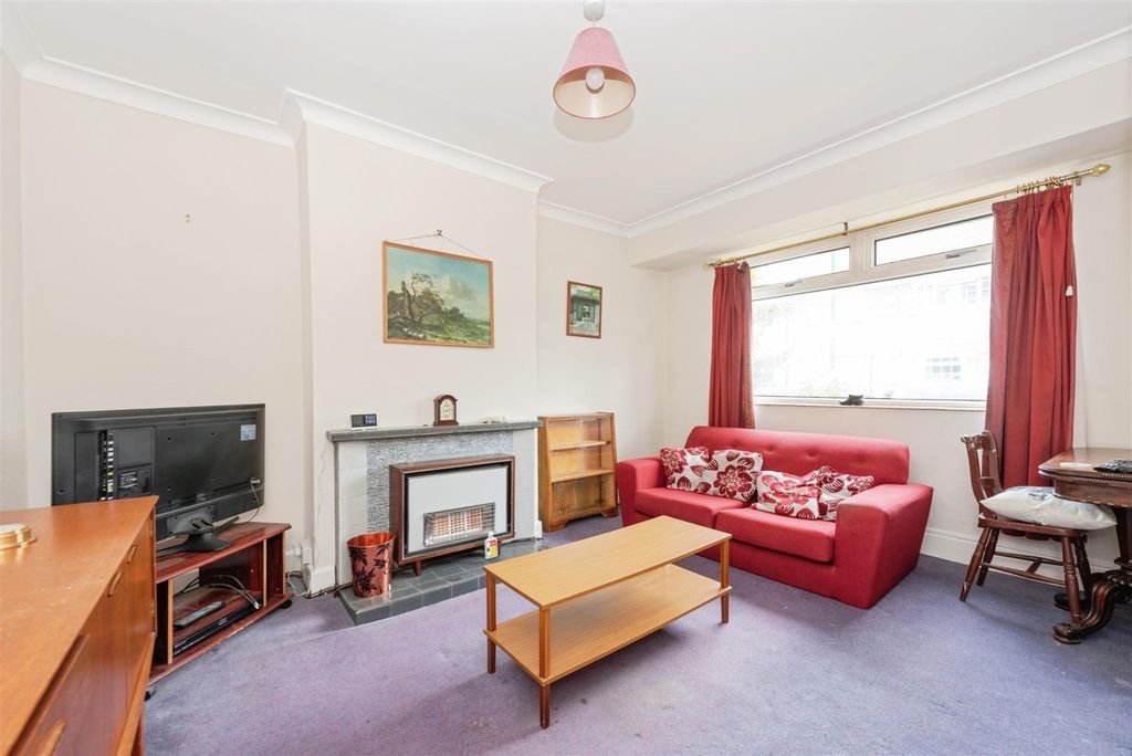 Property photo 3 of 20 Talbot12Of25.Jpg