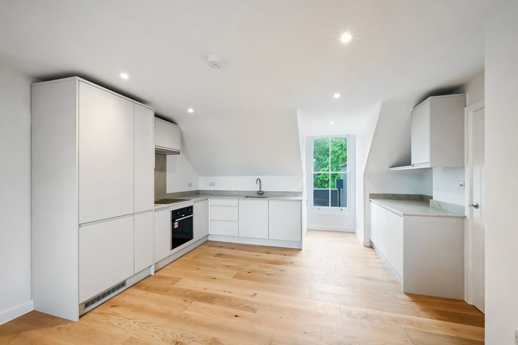 Property photo 1 of 12 Picture No. 27