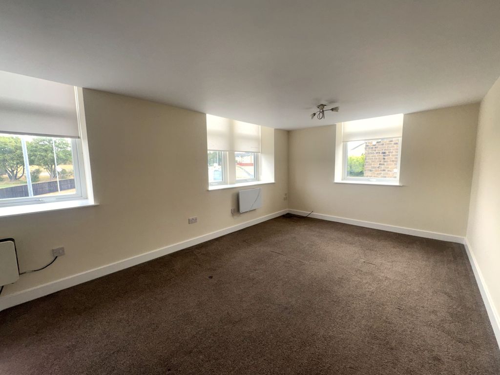 Property photo 2 of 9 Living Room