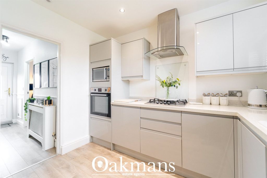 Property photo 2 of 30 Picture No. 10