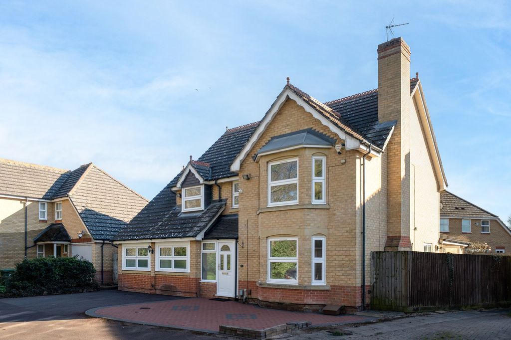 Property photo 1 of 23