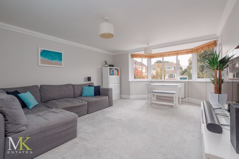 Property photo 3 of 11 Photo 8