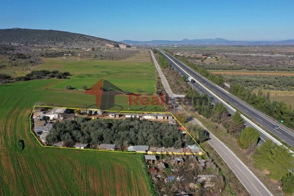 Property photo 1 of 25