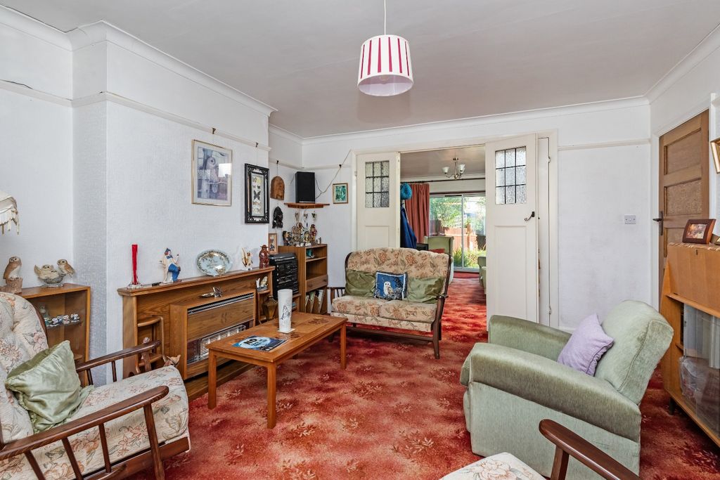 Property photo 3 of 15 4562475