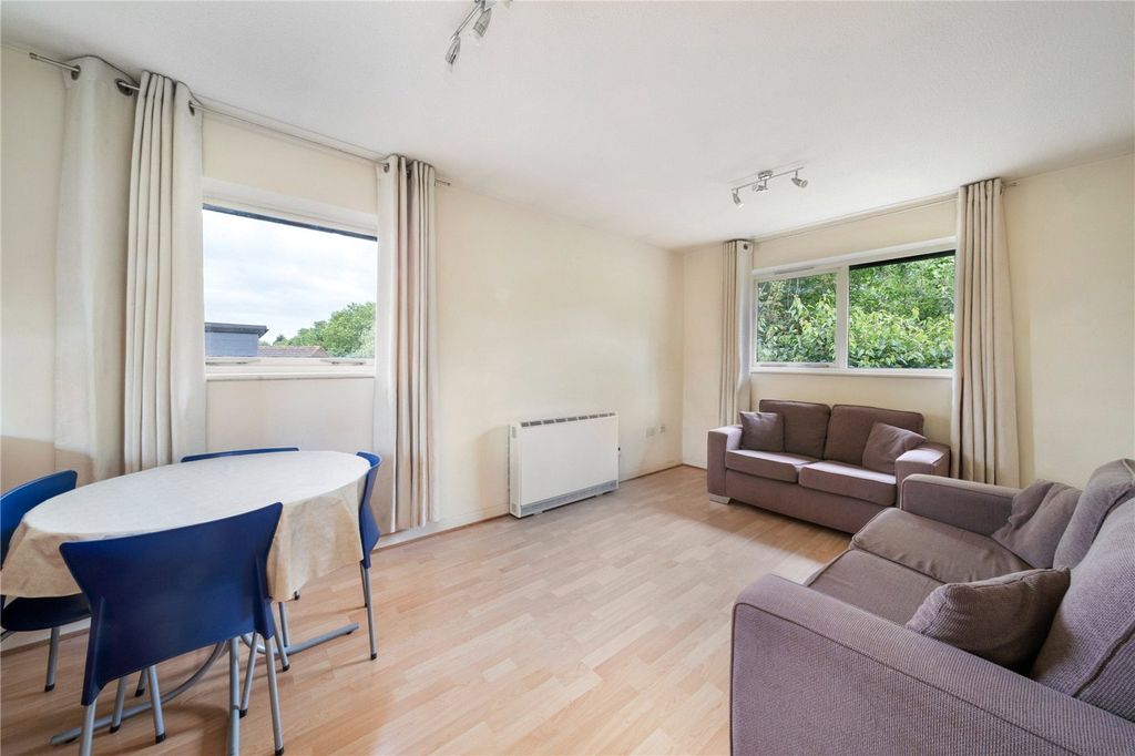 Property photo 3 of 12 Picture No. 03