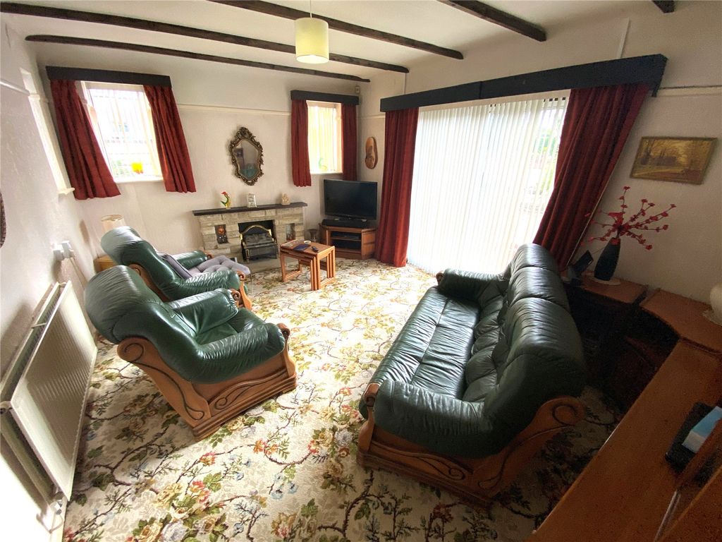 Property photo 3 of 23 Picture No. 40