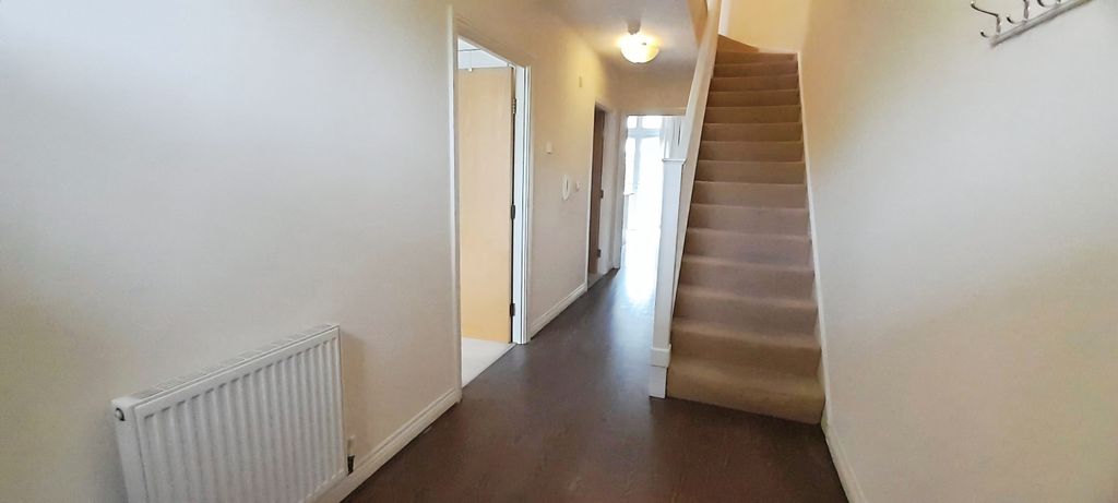 Property photo 3 of 21 39475480-Whatsapp 20Image 202026-04-28 20At 2013.4