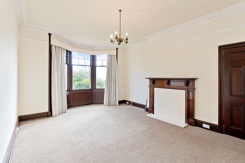 Property photo 3 of 23 Property Image 3