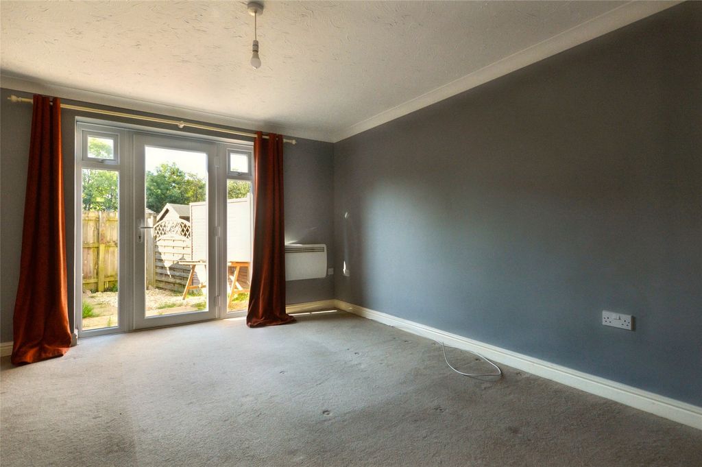 Property photo 2 of 15 Lounge/Dining Room