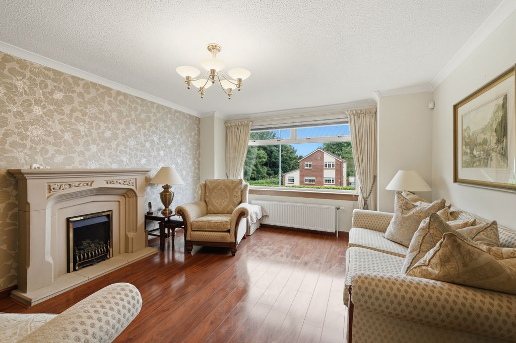 Property photo 3 of 39