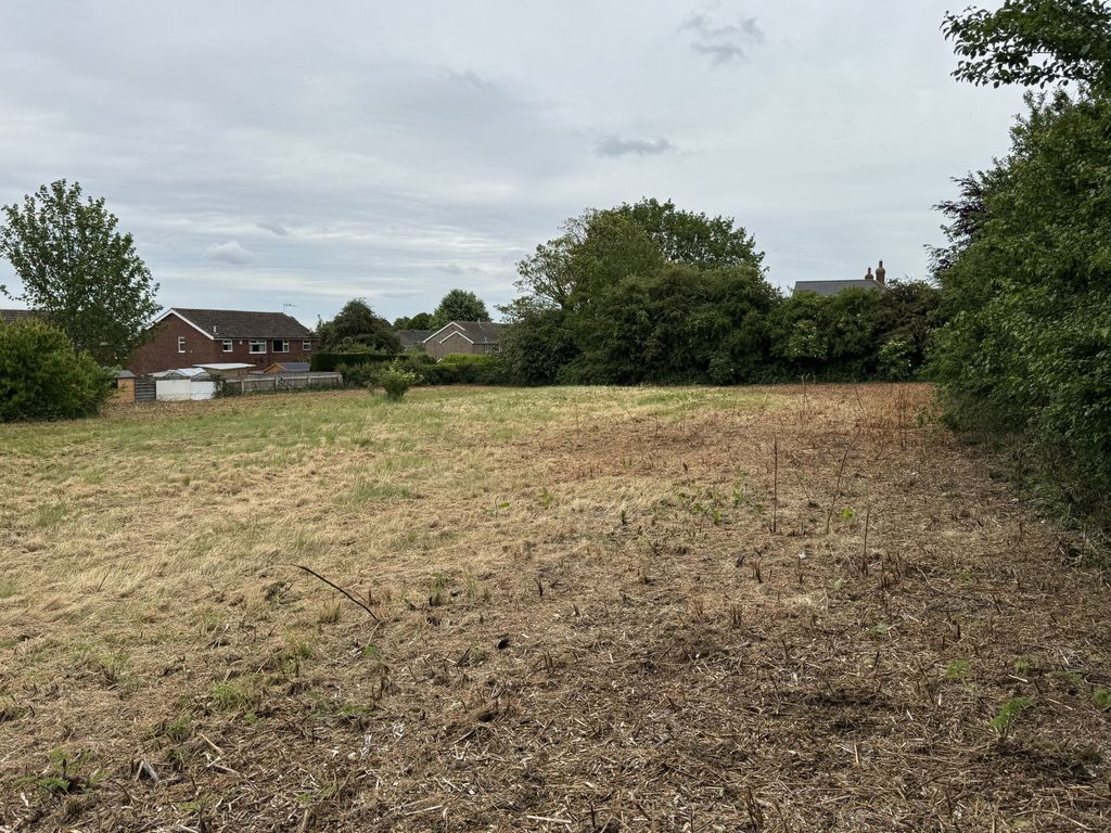 Property photo 3 of 4