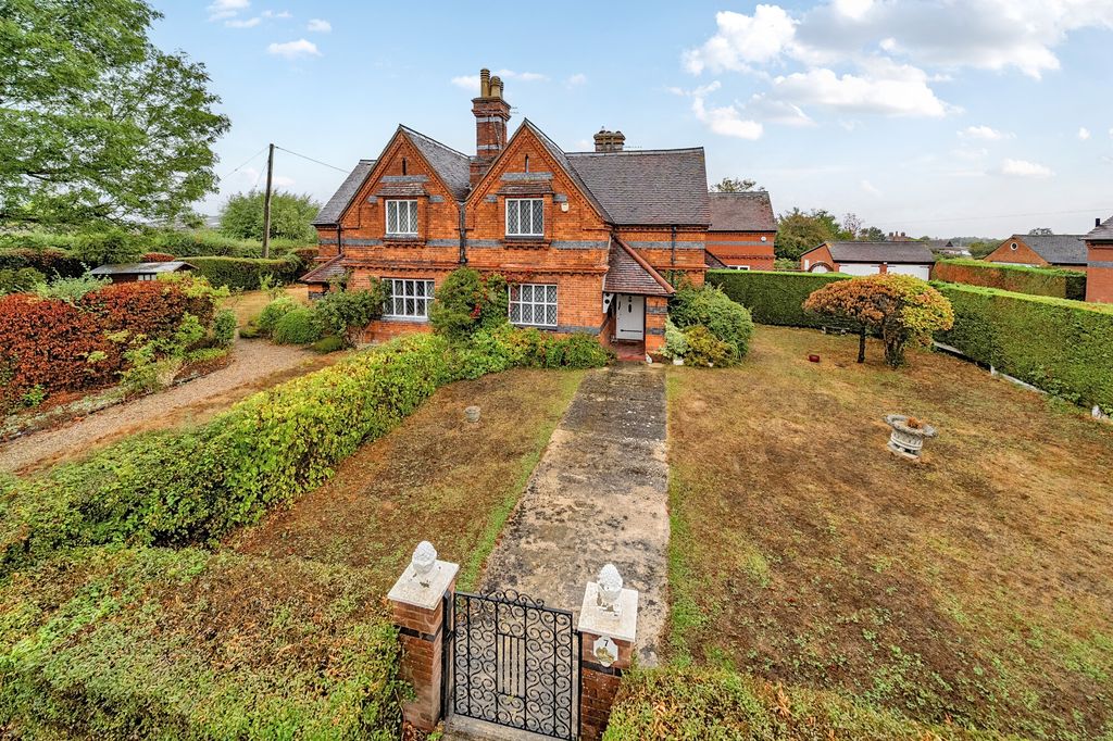 Property photo 1 of 16