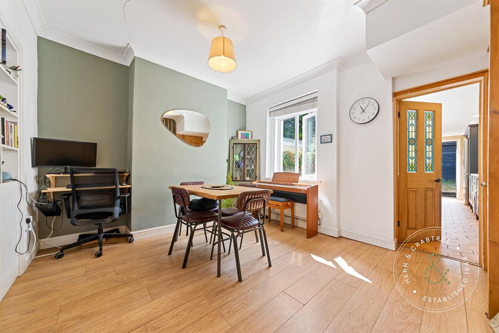 Property photo 2 of 27 Ethel-Street-12.Jpg