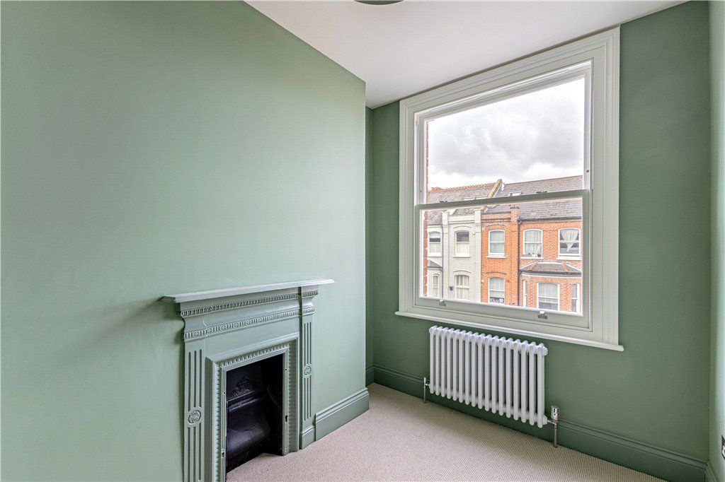 Property photo 1 of 19 Picture No. 01