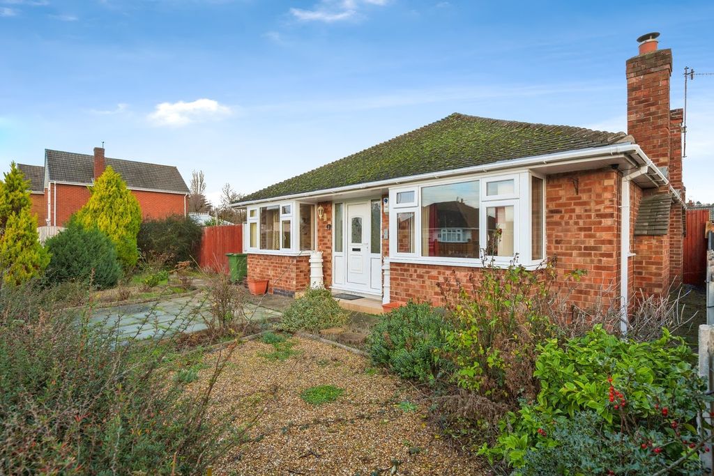 Property photo 2 of 17