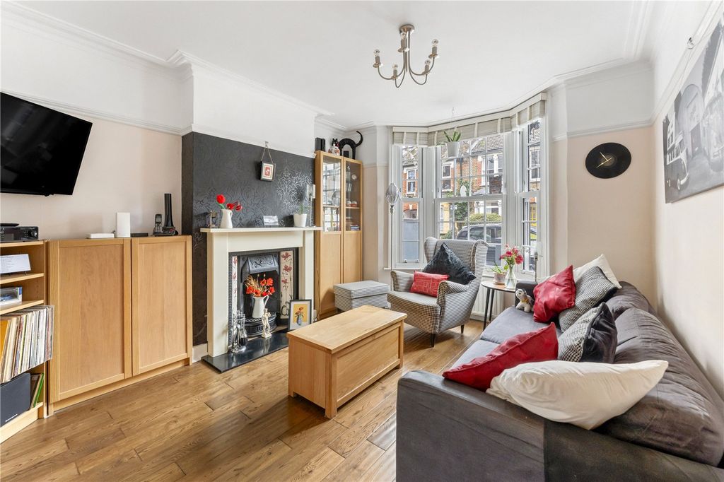 Property photo 2 of 13 Picture No. 07