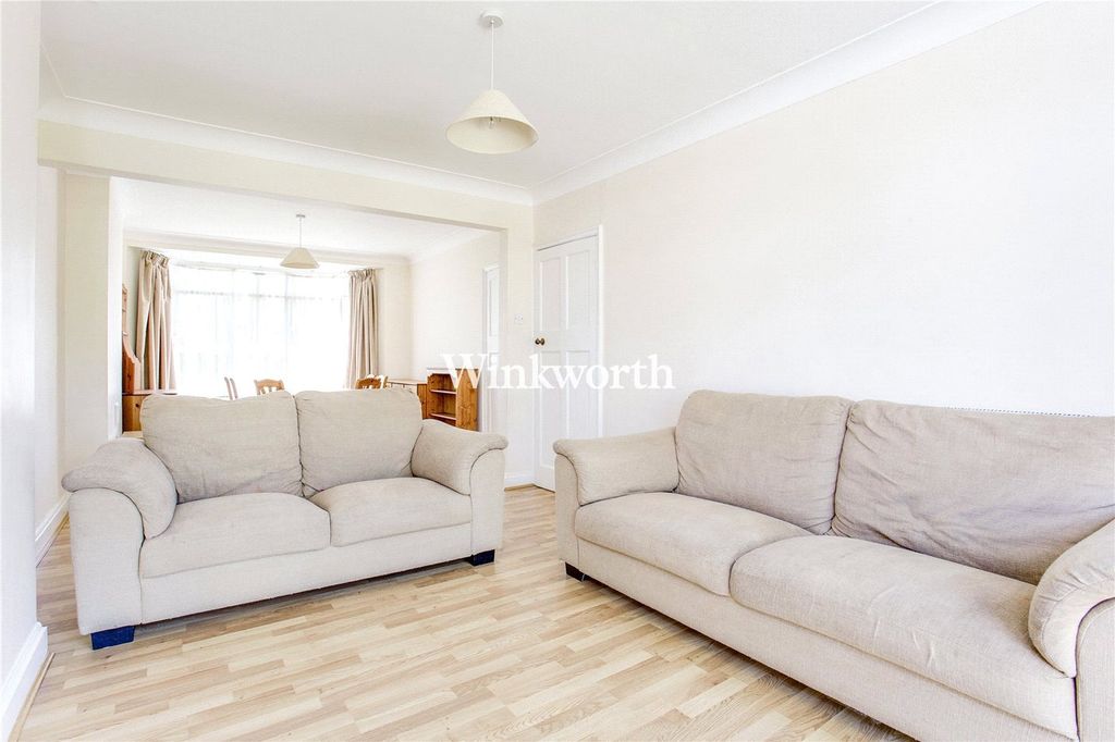 Property photo 3 of 9 Picture No. 02