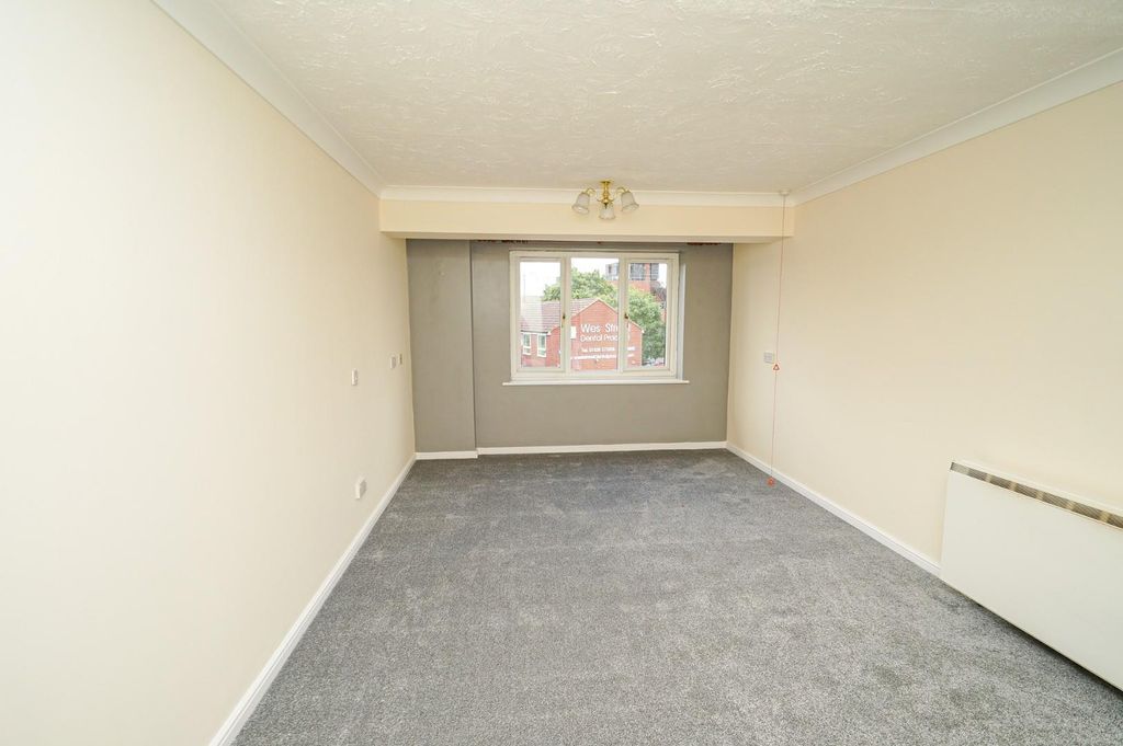 Property photo 3 of 9