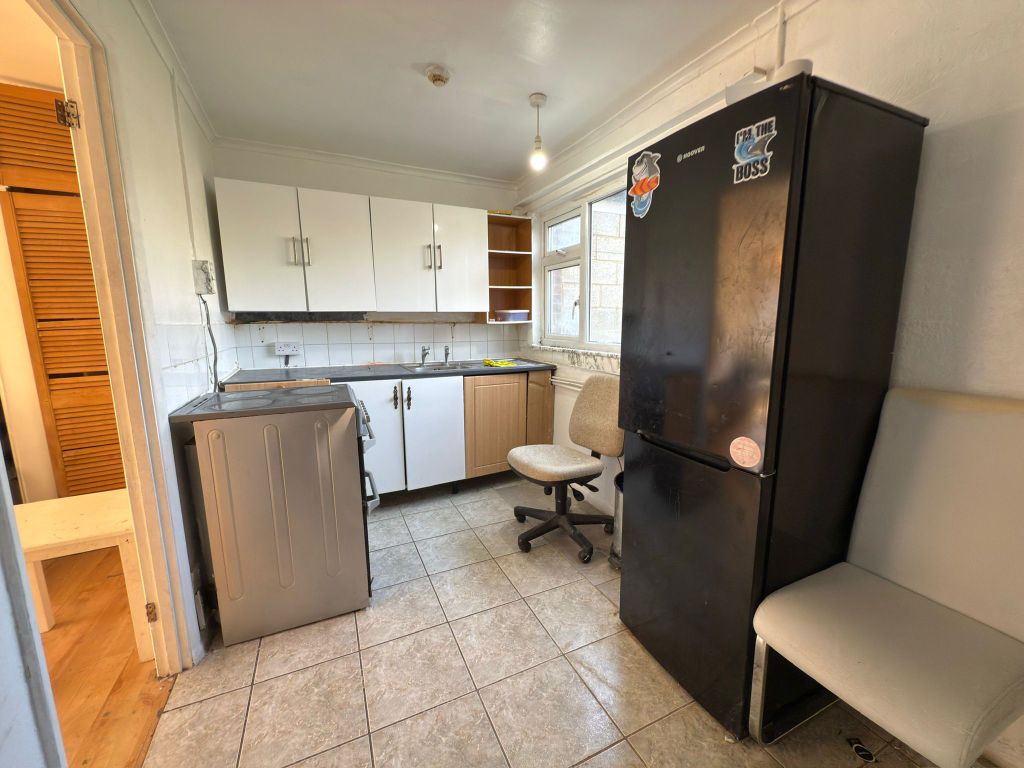 Property photo 1 of 2