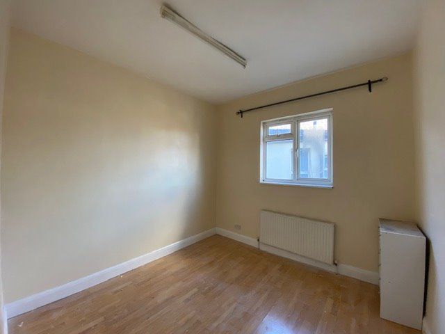 Property photo 3 of 3