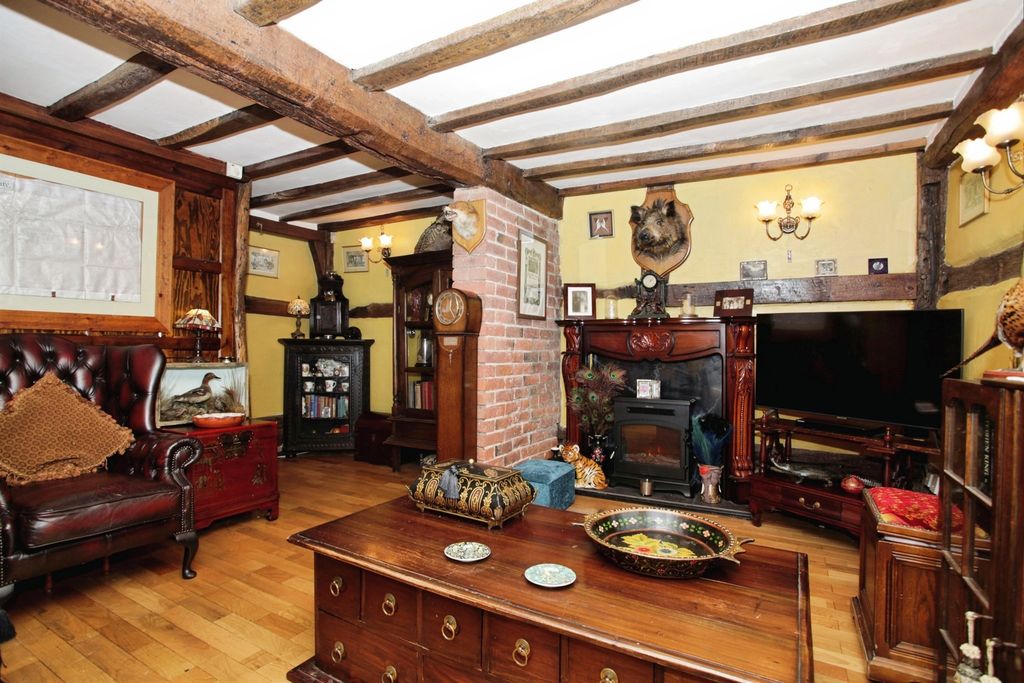 Property photo 3 of 17