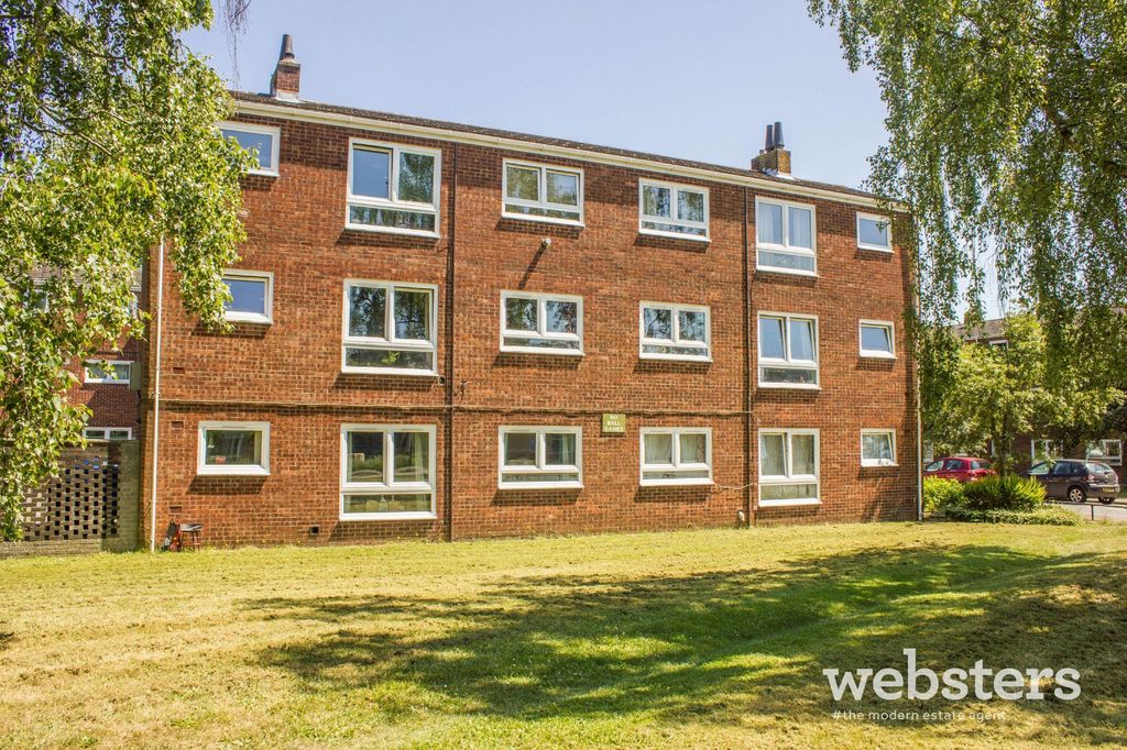 Property photo 1 of 9