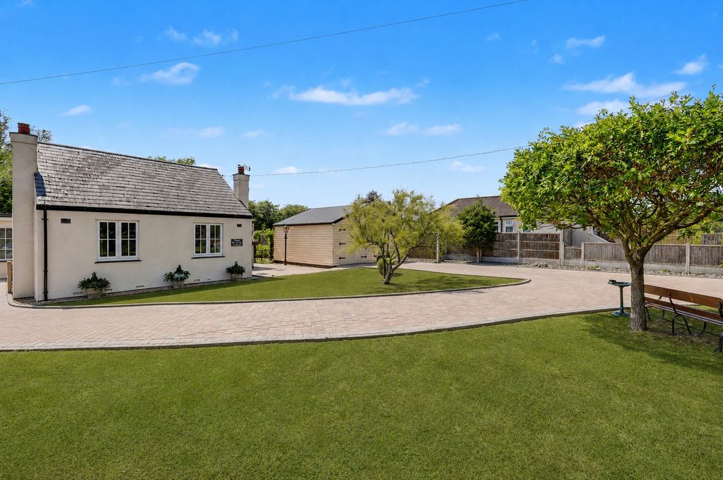 Property photo 1 of 29 5325591