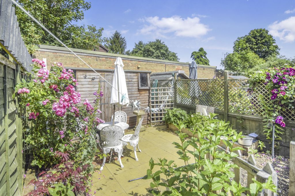 Property photo 2 of 13