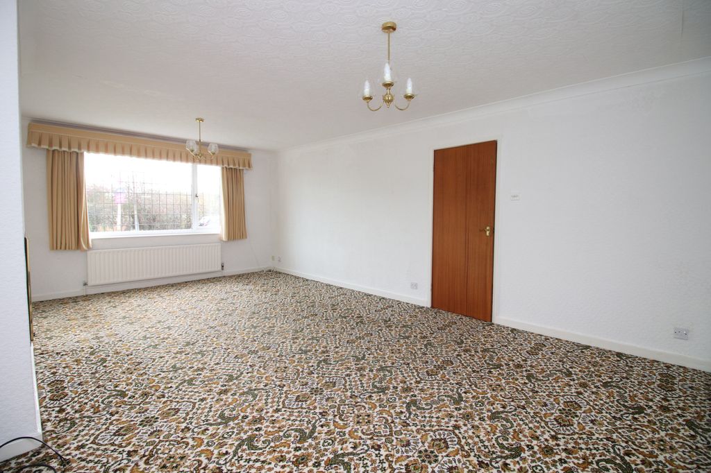 Property photo 3 of 23