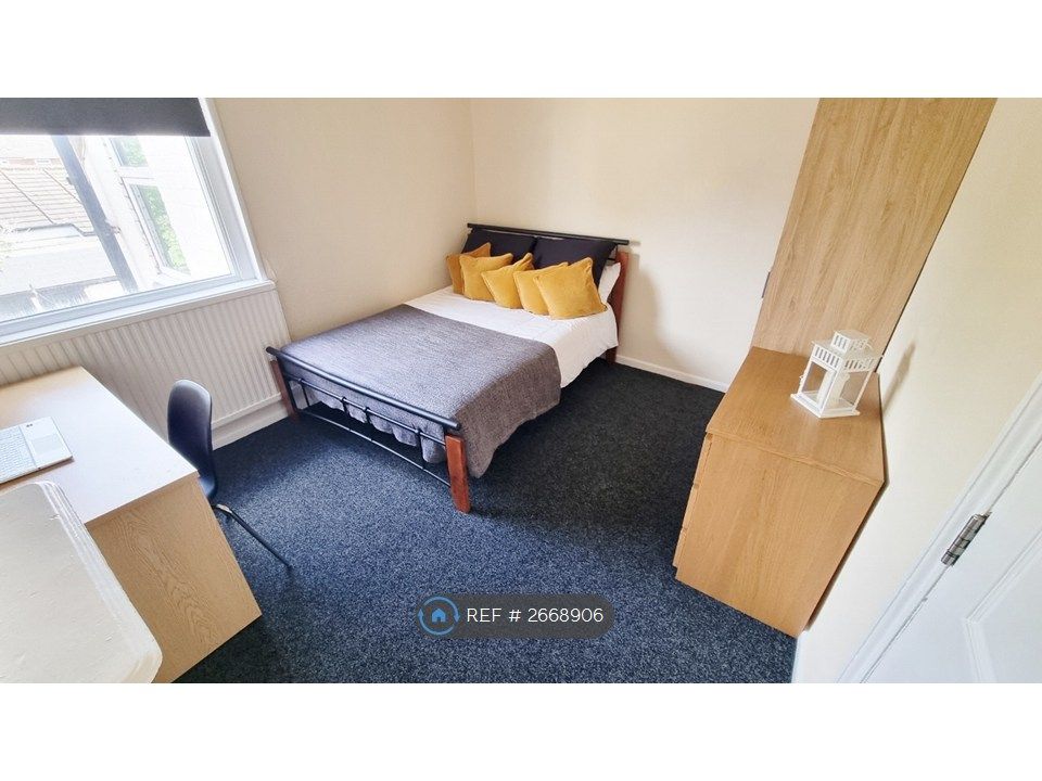 Property photo 3 of 8