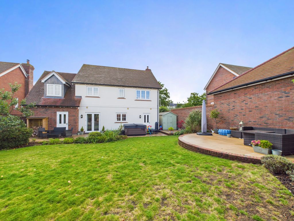 Property photo 3 of 21 Rear 1