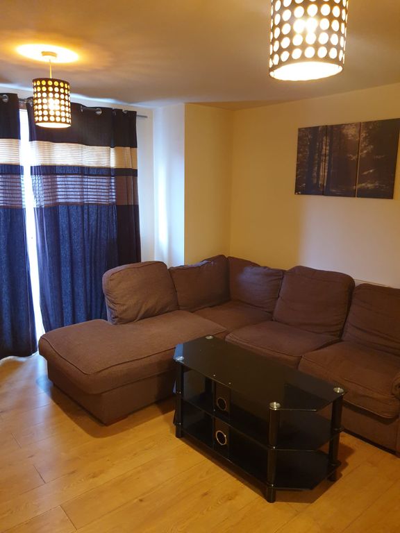 Property photo 3 of 11