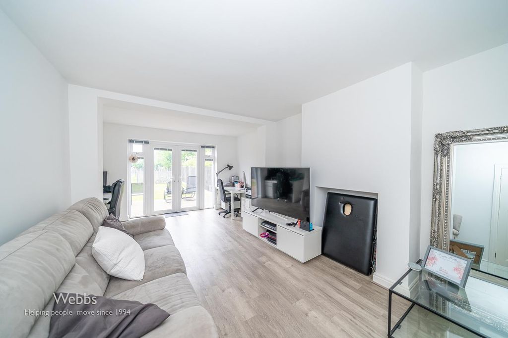 Property photo 2 of 47 Â©Webbsâ© (1 Of 36).Jpg