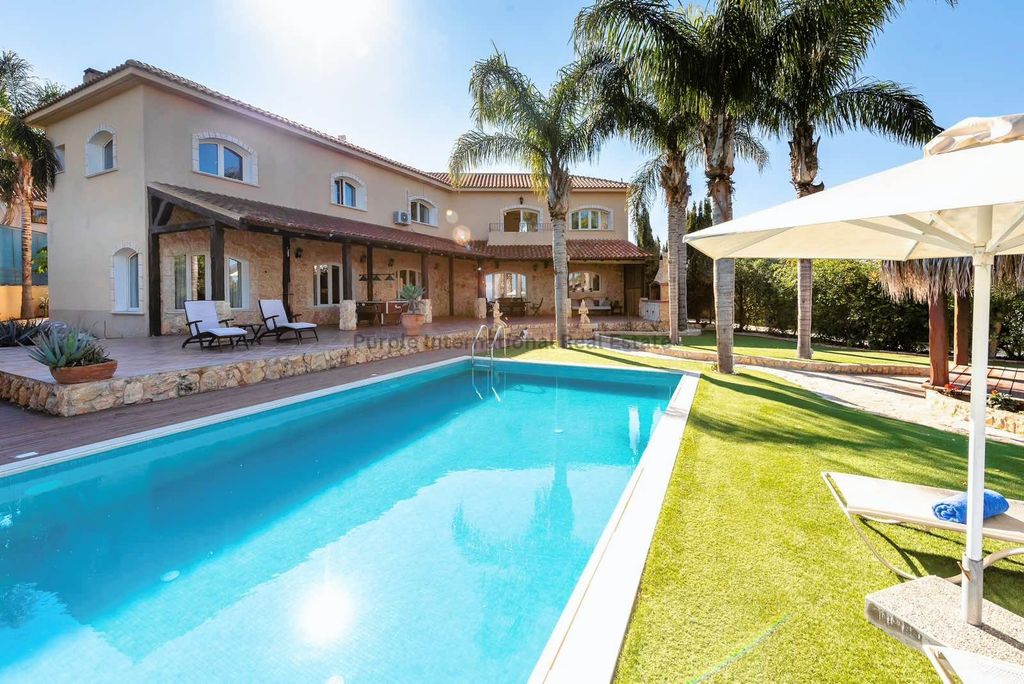 Property photo 1 of 53